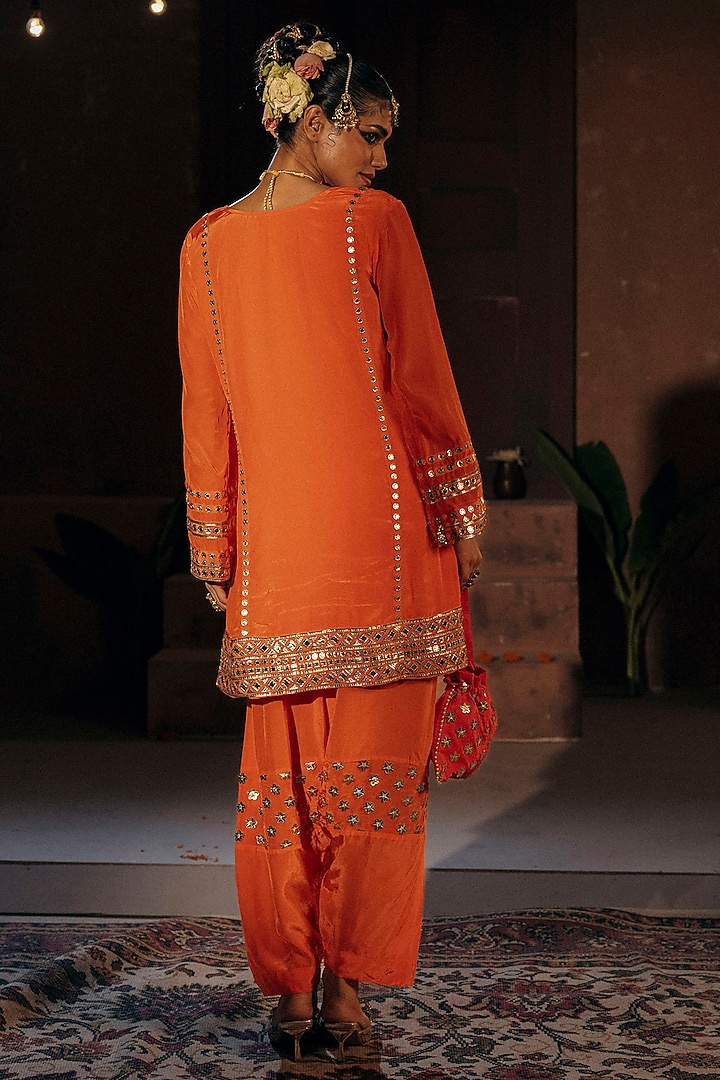 Orange Vegan Crepe Silk Embroidered Kurta Set by Prahnaaya at Pernia's Pop Up Shop