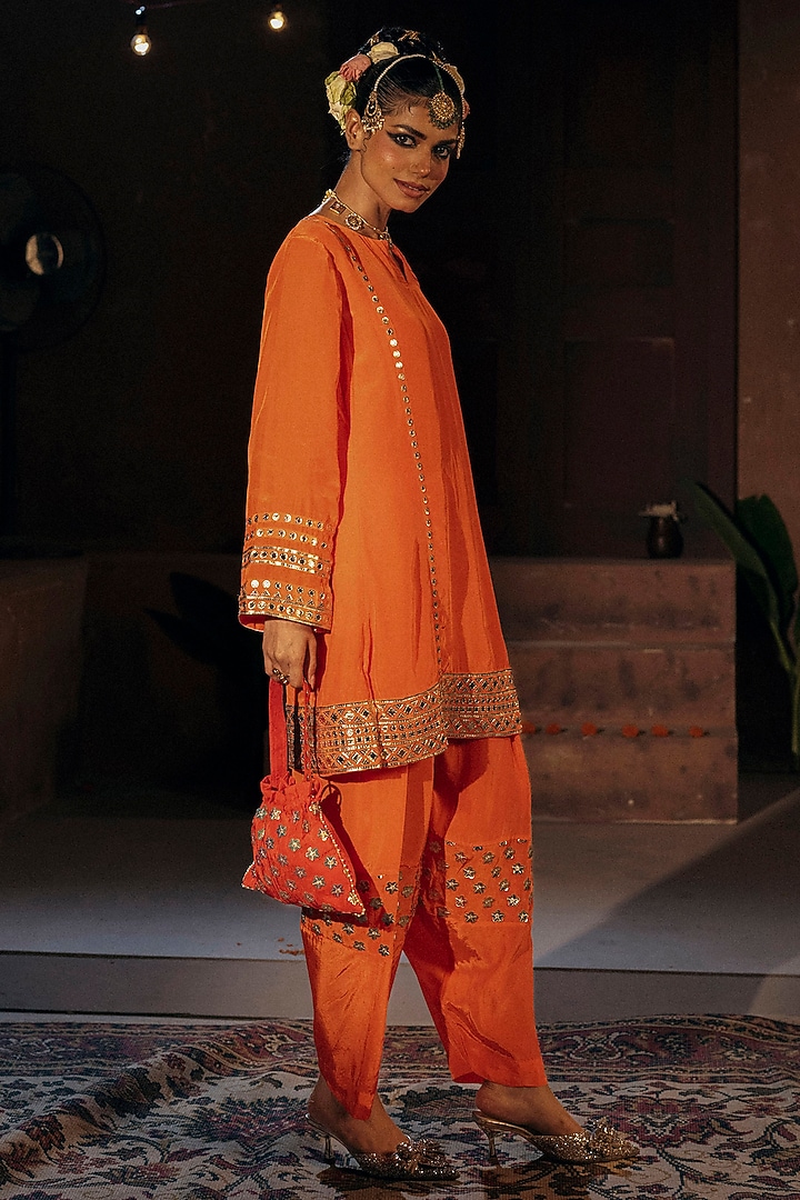 Orange Vegan Crepe Silk Embroidered Kurta Set by Prahnaaya at Pernia's Pop Up Shop