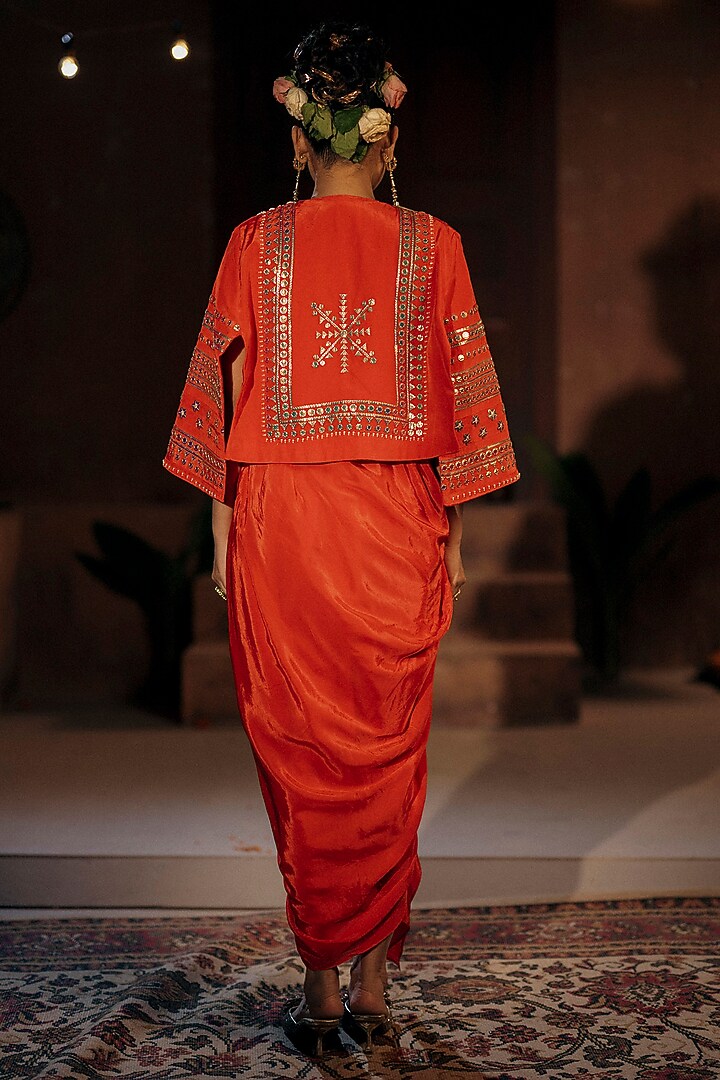 Red Vegan Crepe Silk Embroidered Cape Set by Prahnaaya at Pernia's Pop Up Shop
