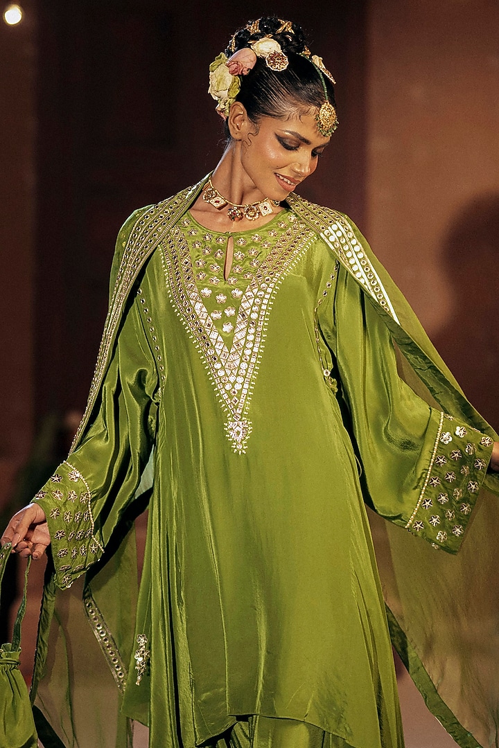 Mehendi Vegan Crepe Silk Embroidered Choga Kurta Set by Prahnaaya at Pernia's Pop Up Shop