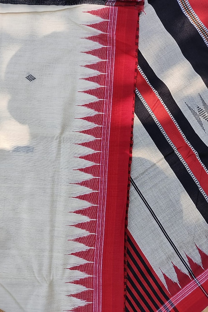 White & Red Handwoven Saree With Extra Weft Motif by Pramod Sur at Pernia's Pop Up Shop