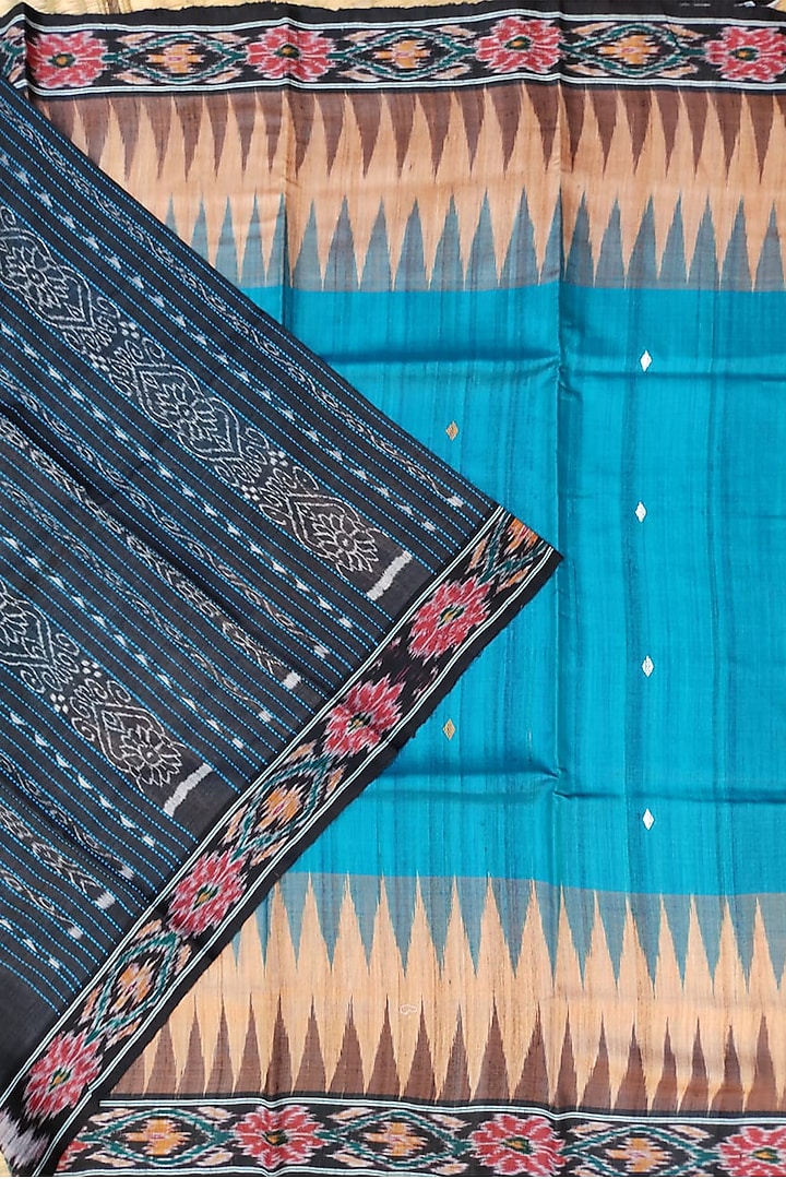 Blue Handwoven Tie-Dye Saree by Pramod Sur