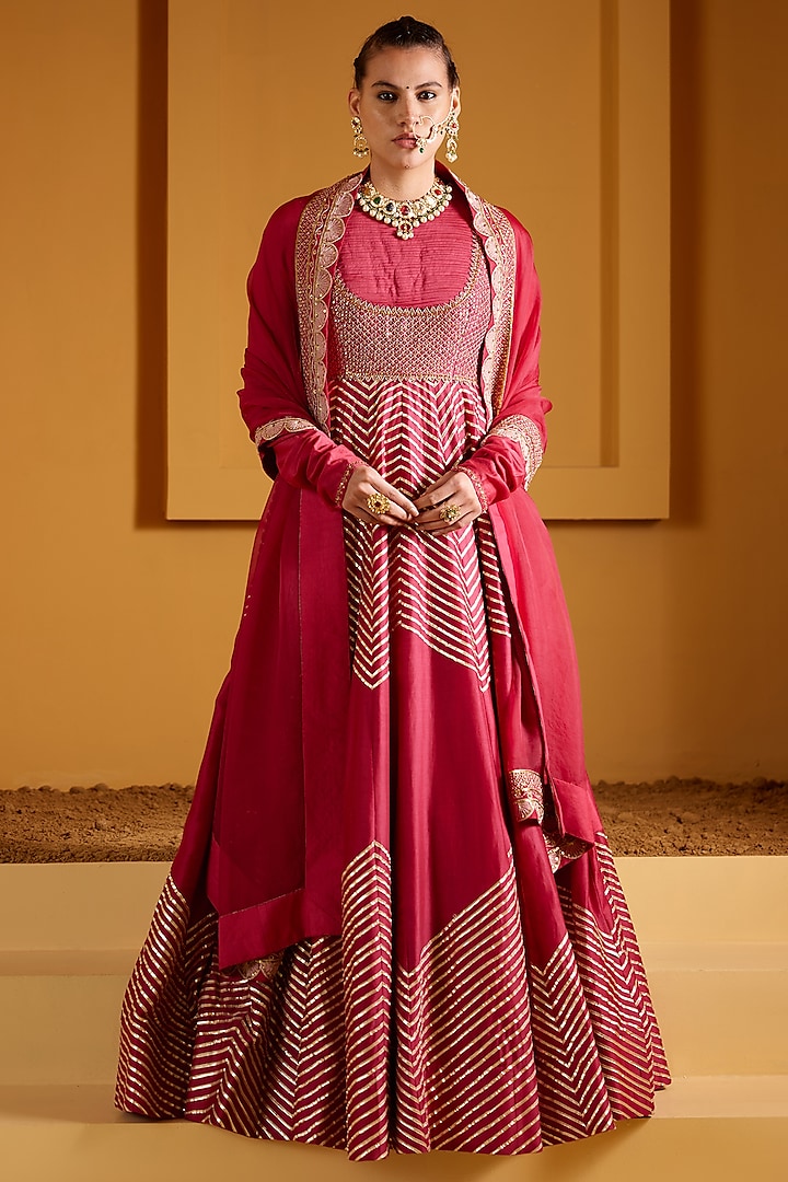 Magenta Chanderi Hand Embellished Anarkali Set by PRATIBHA SULTANIA at Pernia's Pop Up Shop