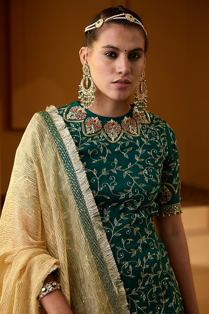 Gold Tissue Gharara Set by PRATIBHA SULTANIA at Pernia's Pop Up Shop