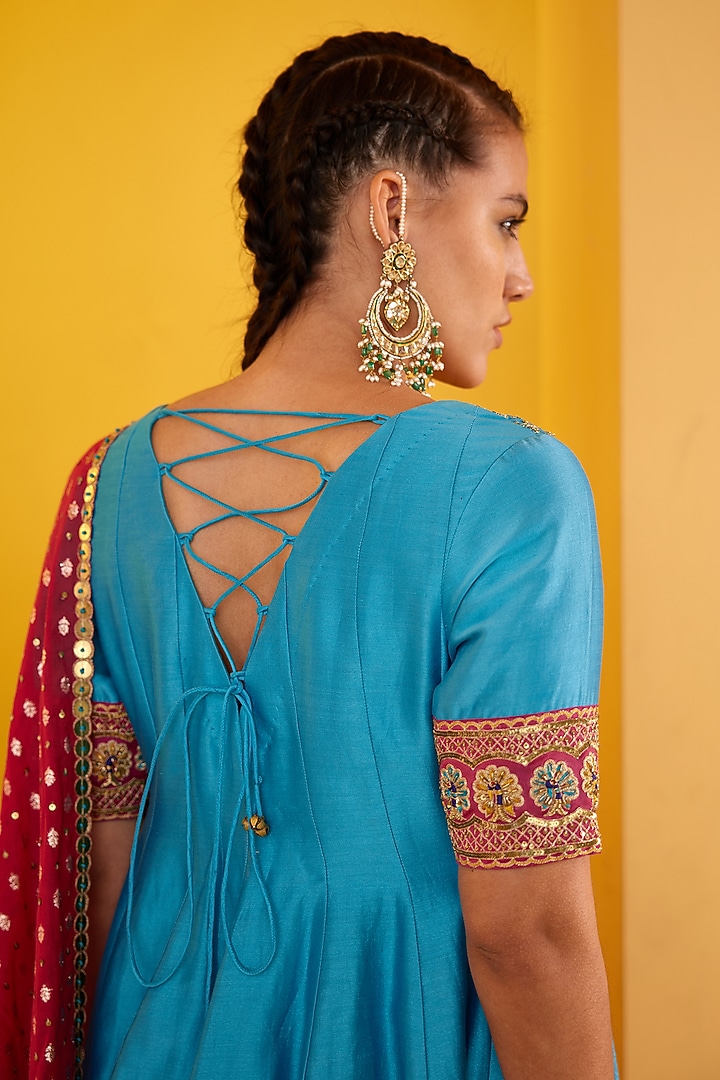 Firozi Chanderi Embellished Kurta Set by PRATIBHA SULTANIA at Pernia's Pop Up Shop