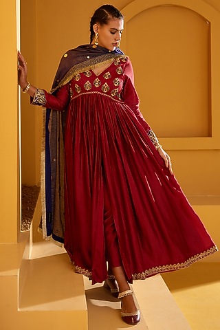 Maroon Chanderi Hand Embellished Anarkali Set by PRATIBHA SULTANIA