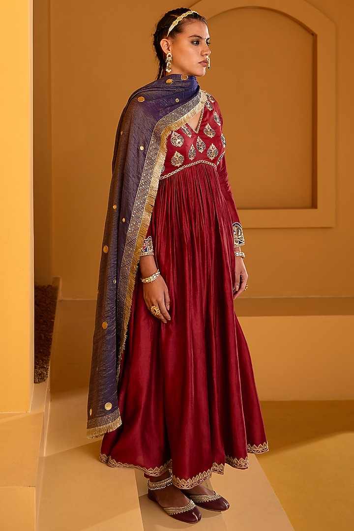 Maroon Chanderi Hand Embellished Wedding Anarkali Set by PRATIBHA SULTANIA at Pernia's Pop Up Shop