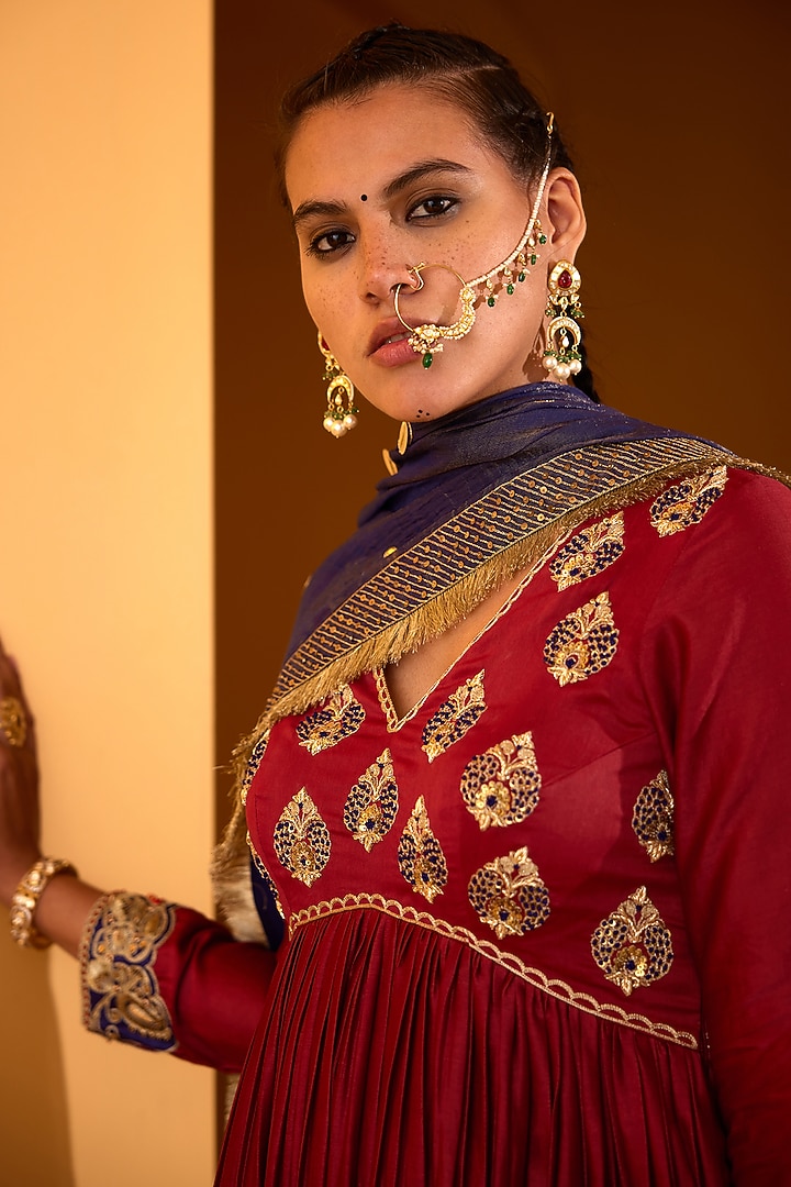 Maroon Chanderi Hand Embellished Wedding Anarkali Set by PRATIBHA SULTANIA at Pernia's Pop Up Shop