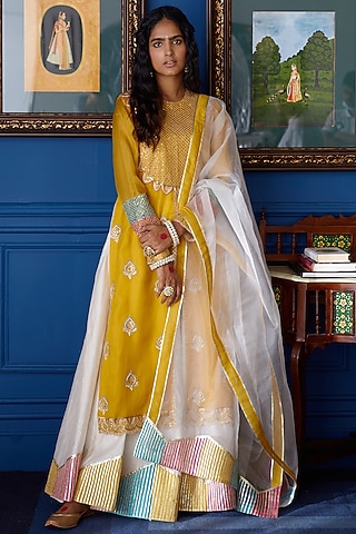 Crimson Yellow Hand & Machine Embroidered Kurta Set by PRATIBHA SULTANIA