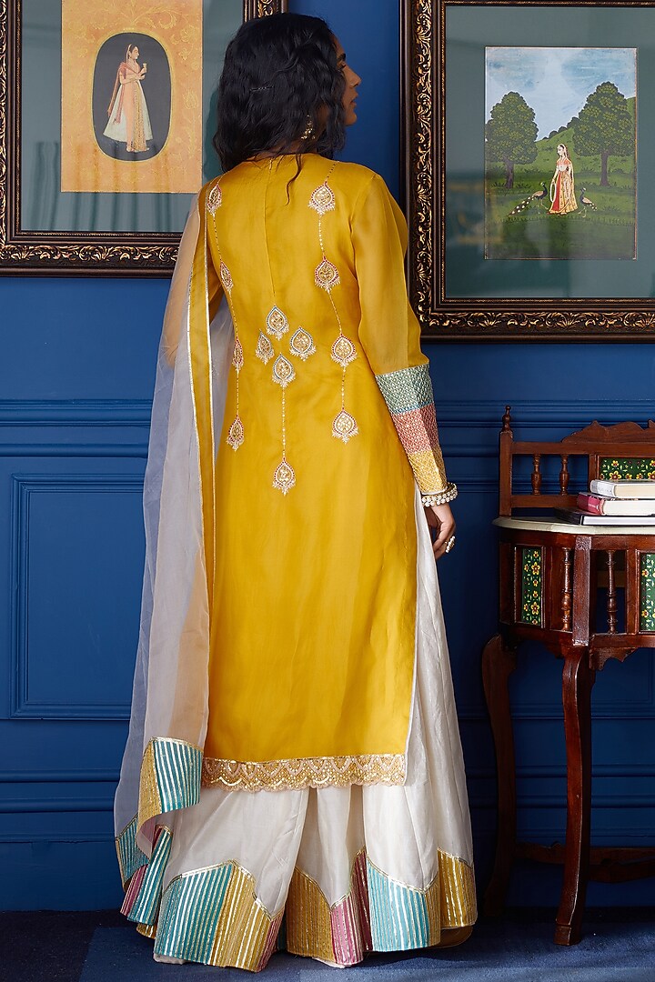 Crimson Yellow Hand & Machine Embroidered Kurta Set by PRATIBHA SULTANIA at Pernia's Pop Up Shop
