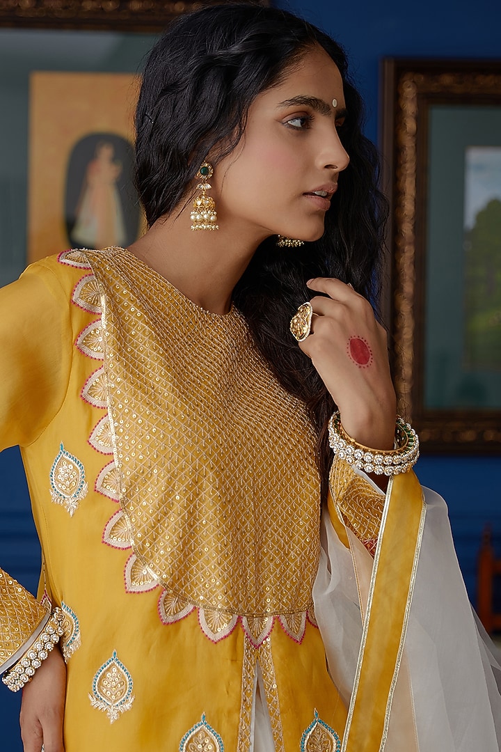 Crimson Yellow Hand & Machine Embroidered Kurta Set by PRATIBHA SULTANIA at Pernia's Pop Up Shop