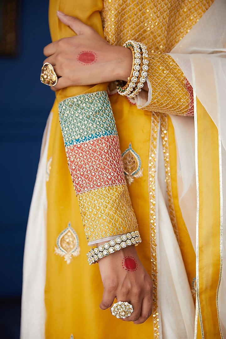 Crimson Yellow Hand & Machine Embroidered Kurta Set by PRATIBHA SULTANIA at Pernia's Pop Up Shop