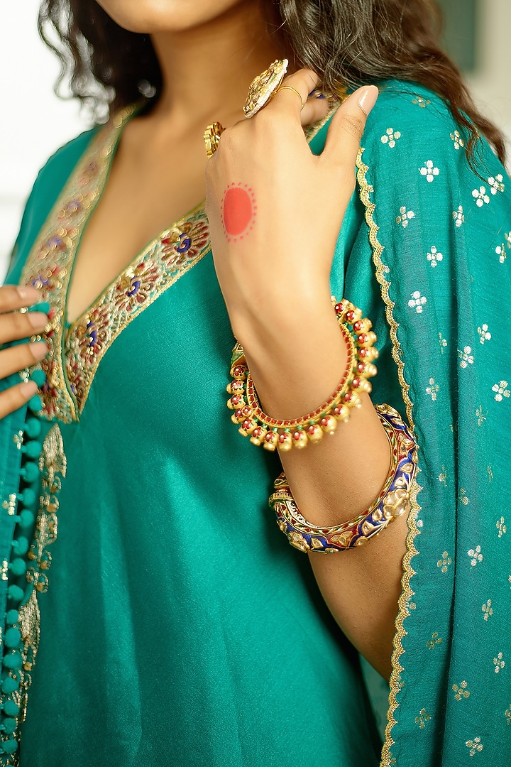 Turquoise Hand Embroidered Long Kurta Set by PRATIBHA SULTANIA at Pernia's Pop Up Shop