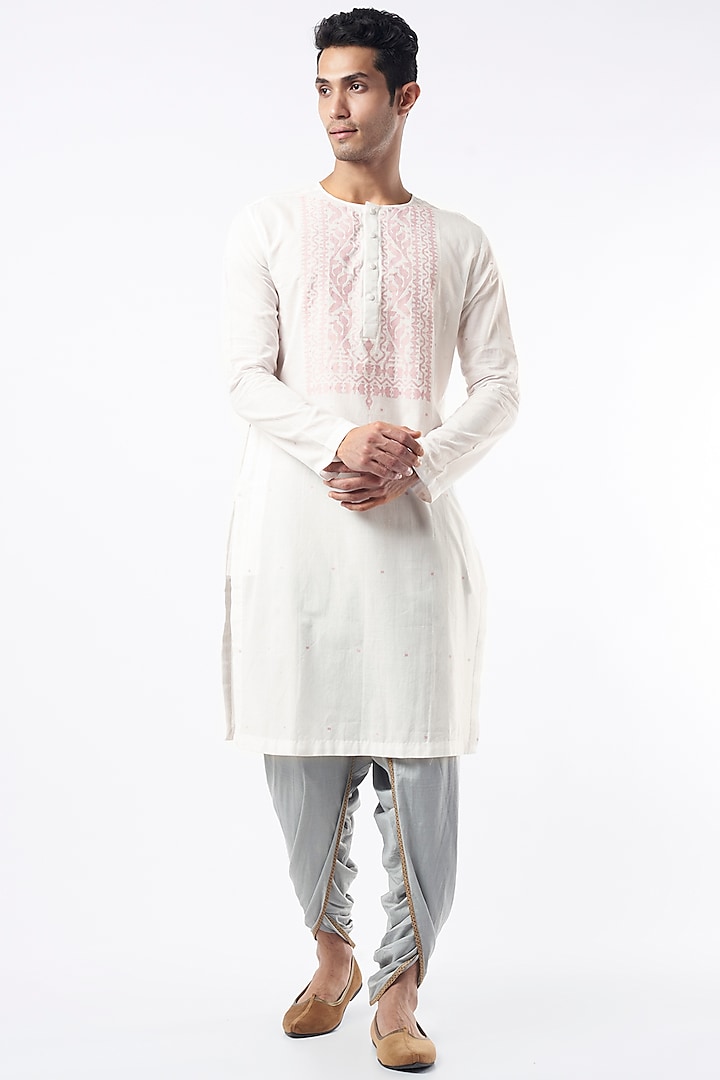 White Jamdani Kurta Set In Cotton by Pranay Baidya Men