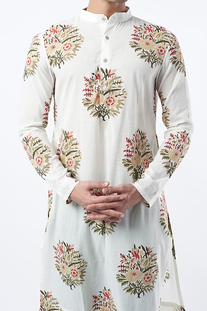 White Floral Printed Kurta Set In Cotton by Pranay Baidya Men at Pernia's Pop Up Shop