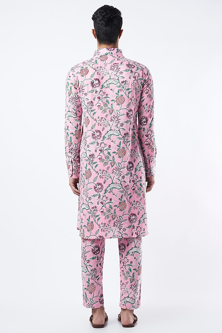 Pink Printed Kurta Set by Pranay Baidya Men at Pernia's Pop Up Shop