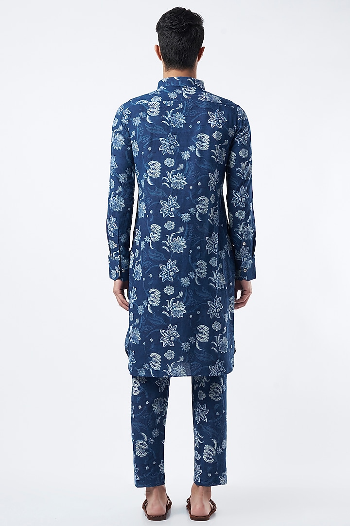 Navy Blue Printed Kurta Set by Pranay Baidya Men at Pernia's Pop Up Shop