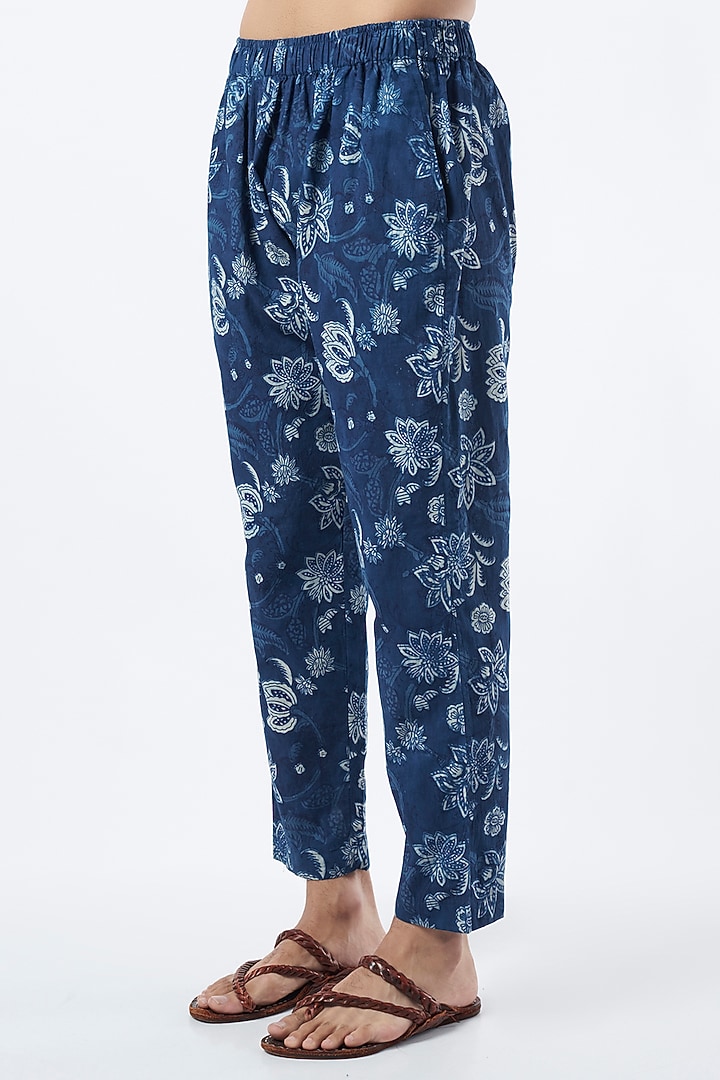 Navy Blue Printed Kurta Set by Pranay Baidya Men at Pernia's Pop Up Shop