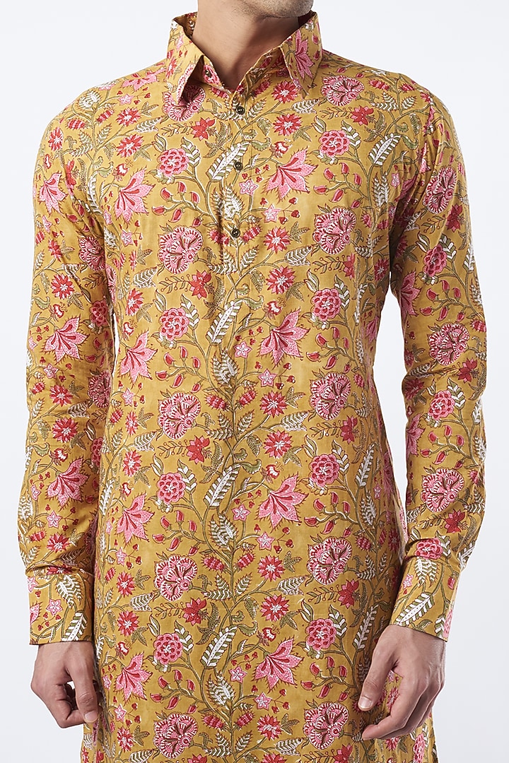 Mustard Yellow Printed Kurta Set by Pranay Baidya Men at Pernia's Pop Up Shop