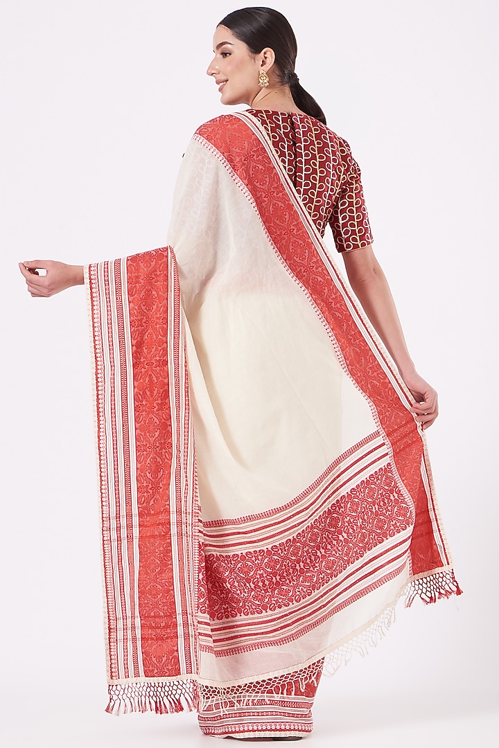 Ivory and Red Begumpuri Bengal Cotton Festive Saree by Pranay Baidya at Pernia's Pop Up Shop