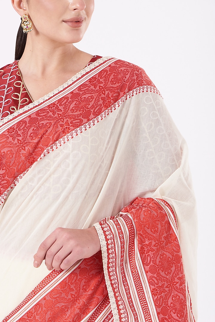 Ivory and Red Begumpuri Bengal Cotton Festive Saree by Pranay Baidya at Pernia's Pop Up Shop