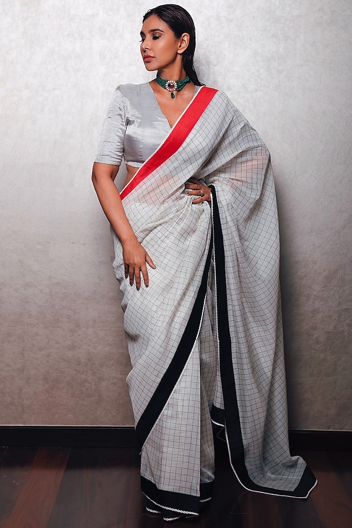 White Cotton Checkered Saree by Pranay Baidya