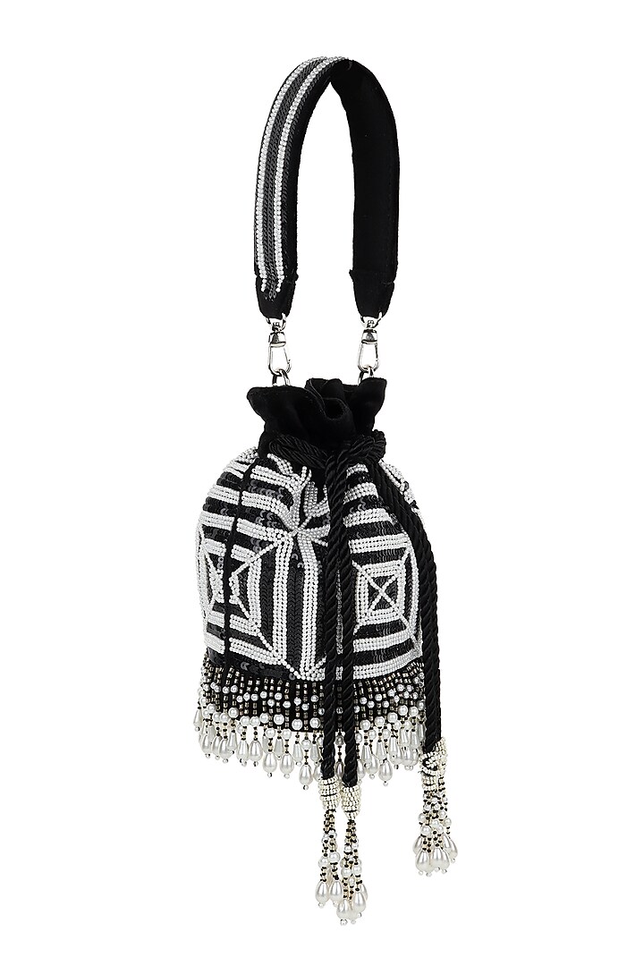 Black Embroidered Potli by Puro Cosa at Pernia's Pop Up Shop