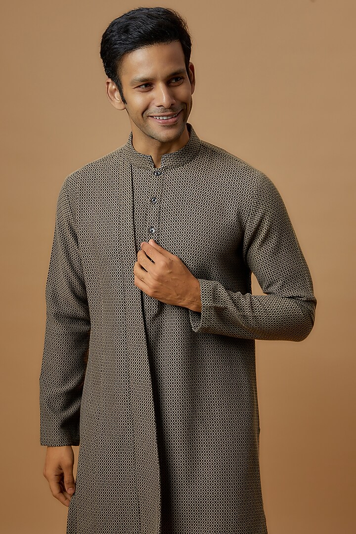 Grey Jacquard Printed Kurta Set by Prima Czar at Pernia's Pop Up Shop