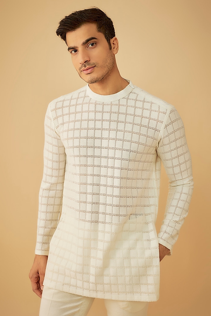 Off-White Net Short Kurta by Prima Czar at Pernia's Pop Up Shop