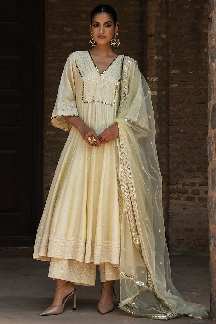 Lemon Yellow Chanderi Silk Threadwork Party Wear Anarkali Set by PREEVIN at Pernia's Pop Up Shop