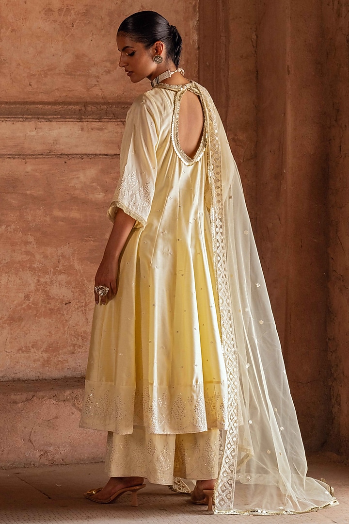 Lemon Yellow Chanderi Silk Threadwork Party Wear Anarkali Set by PREEVIN at Pernia's Pop Up Shop