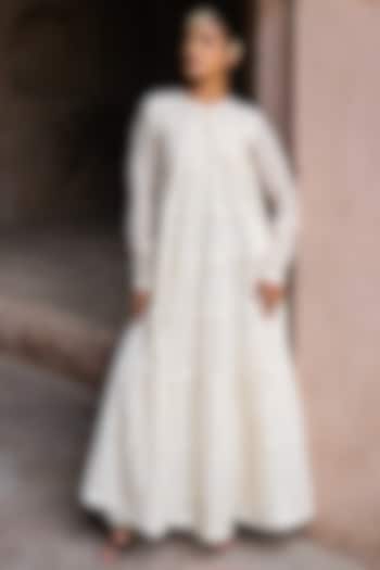 Off-White Cotton Shimmer Mulmul Eight Layered Party Wear Anarkali Set by PREEVIN at Pernia's Pop Up Shop