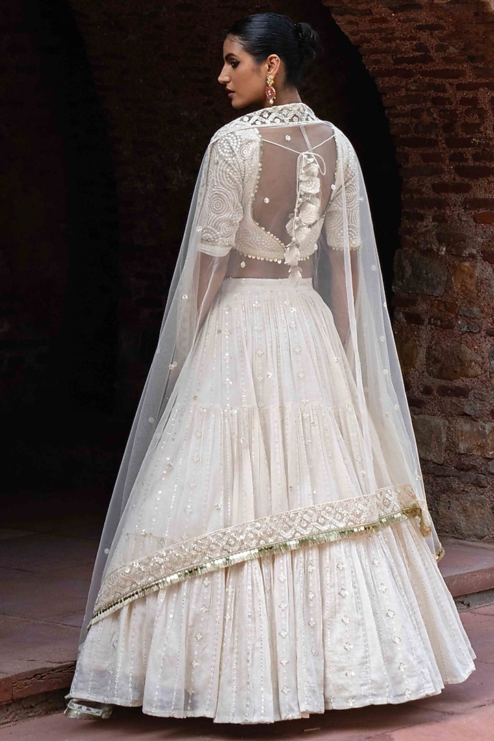 Off-White Chanderi Silk Embroidered Wedding Lehenga Set by PREEVIN at Pernia's Pop Up Shop