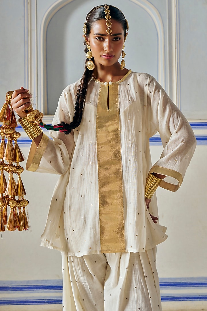 Ivory Chanderi Silk Mukaish Handwork A-Line Kurta Set by PREEVIN at Pernia's Pop Up Shop