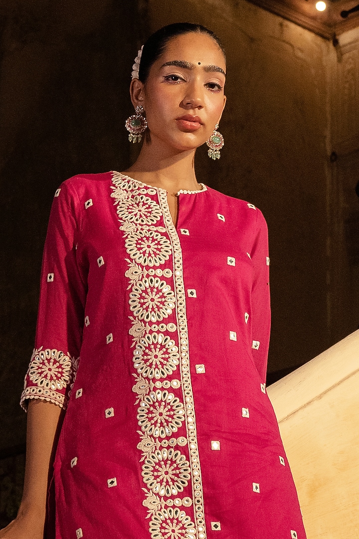Fuchsia Cotton Mulmul Thread & Mirror Work Kurta Set by PREEVIN at Pernia's Pop Up Shop