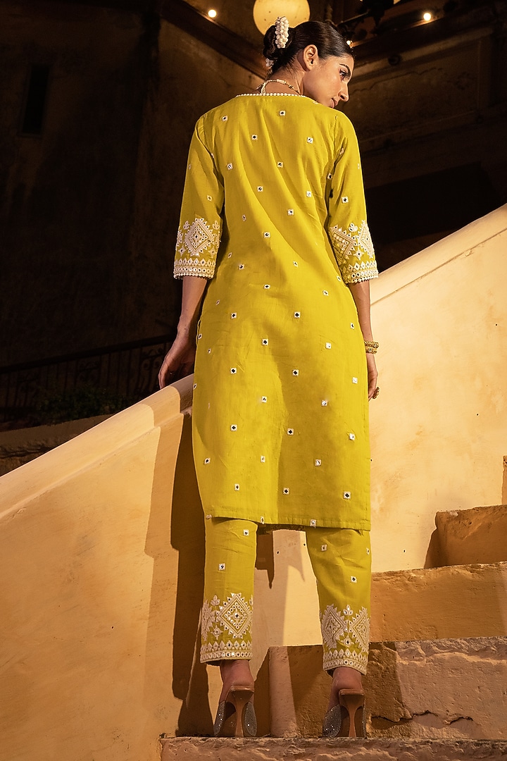 Neon Green Cotton Mulmul Thread & Mirror Work Kurta Set by PREEVIN at Pernia's Pop Up Shop