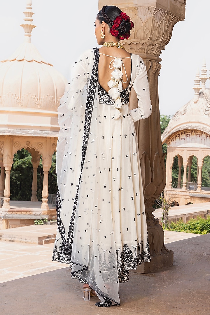Black & White Mulmul Thread & Mirror Embroidered Party Wear Anarkali Set by PREEVIN at Pernia's Pop Up Shop