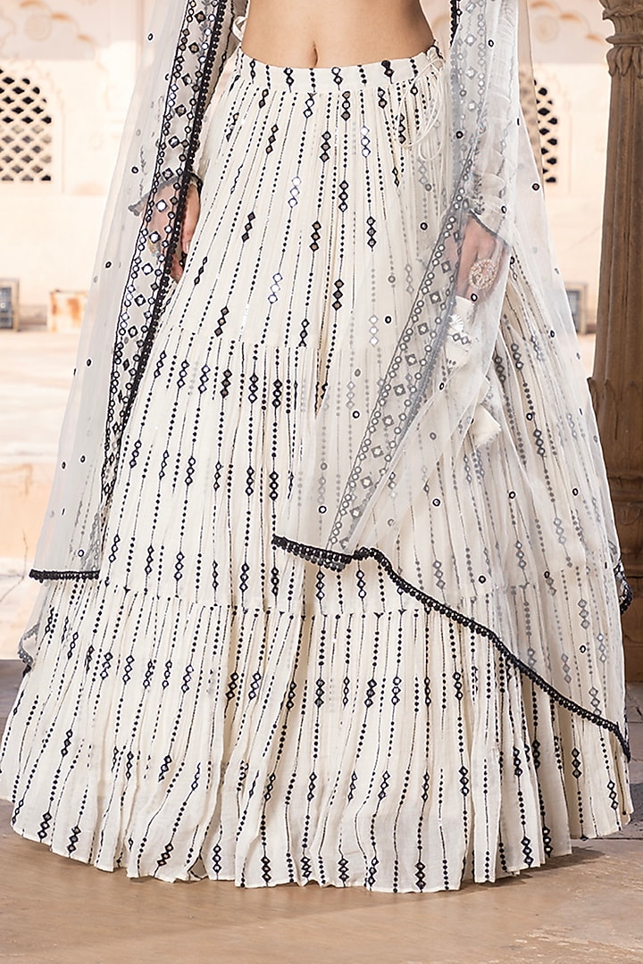 Black & White Cotton Mulmul Mirror & Thread Embroidered Lehenga Set by PREEVIN at Pernia's Pop Up Shop