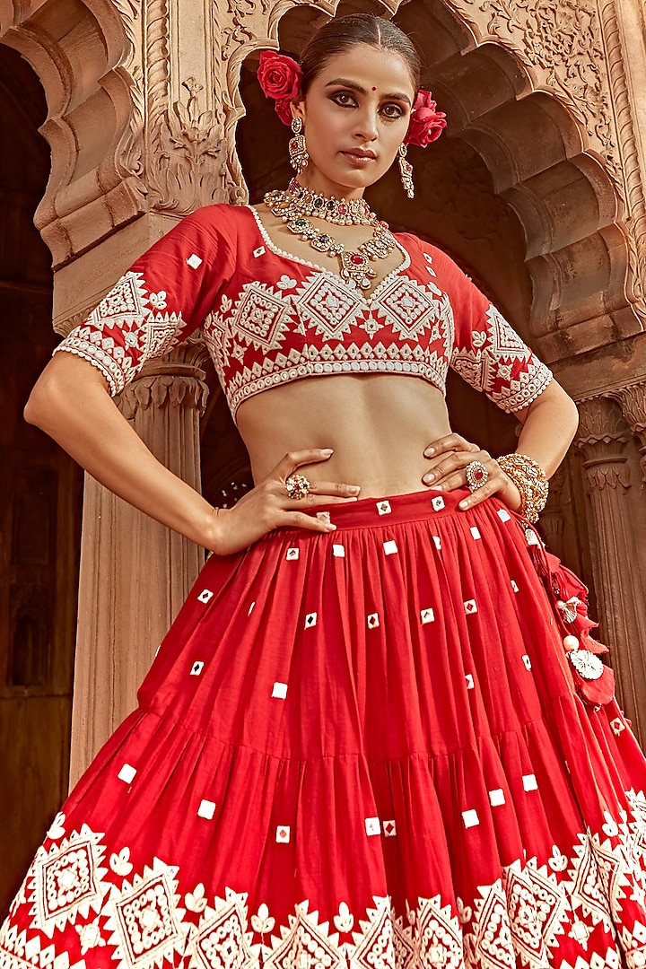 Red Cotton Mulmul Thread Embroidered Lehenga Set by PREEVIN at Pernia's Pop Up Shop