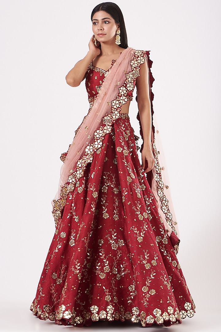 Fuchsia Embroidered Bridal Lehenga Set by Prevasu at Pernia's Pop Up Shop