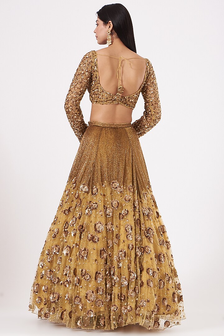 Gold Hand Embroidered Bridal Lehenga Set by Prevasu at Pernia's Pop Up Shop