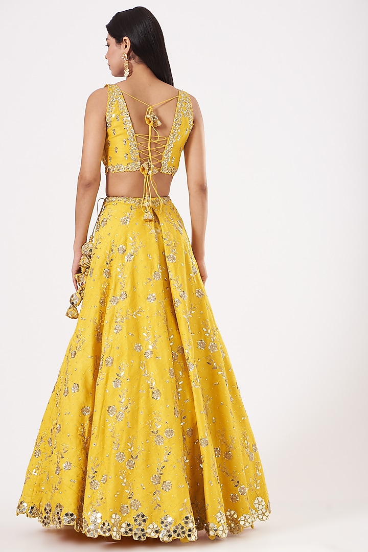 Dandelion Yellow Embroidered Bridal Lehenga Set by Prevasu at Pernia's Pop Up Shop