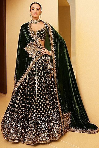 Emerald Green Velvet Zardosi Embroidered Lehenga Set by Prevasu