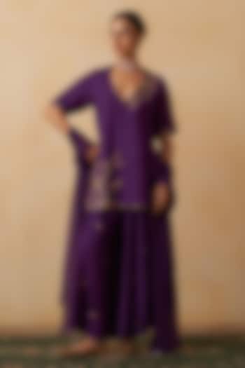 Purple Blended Tussar Sequins Embroidered Short Kurta Set by Prevasu at Pernia's Pop Up Shop