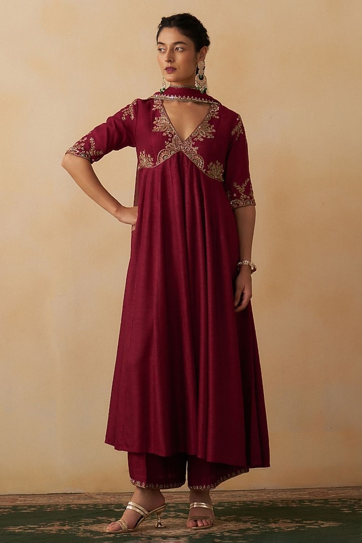 Maroon Silk Floral Embroidered Wedding Anarkali Set by Prevasu at Pernia's Pop Up Shop