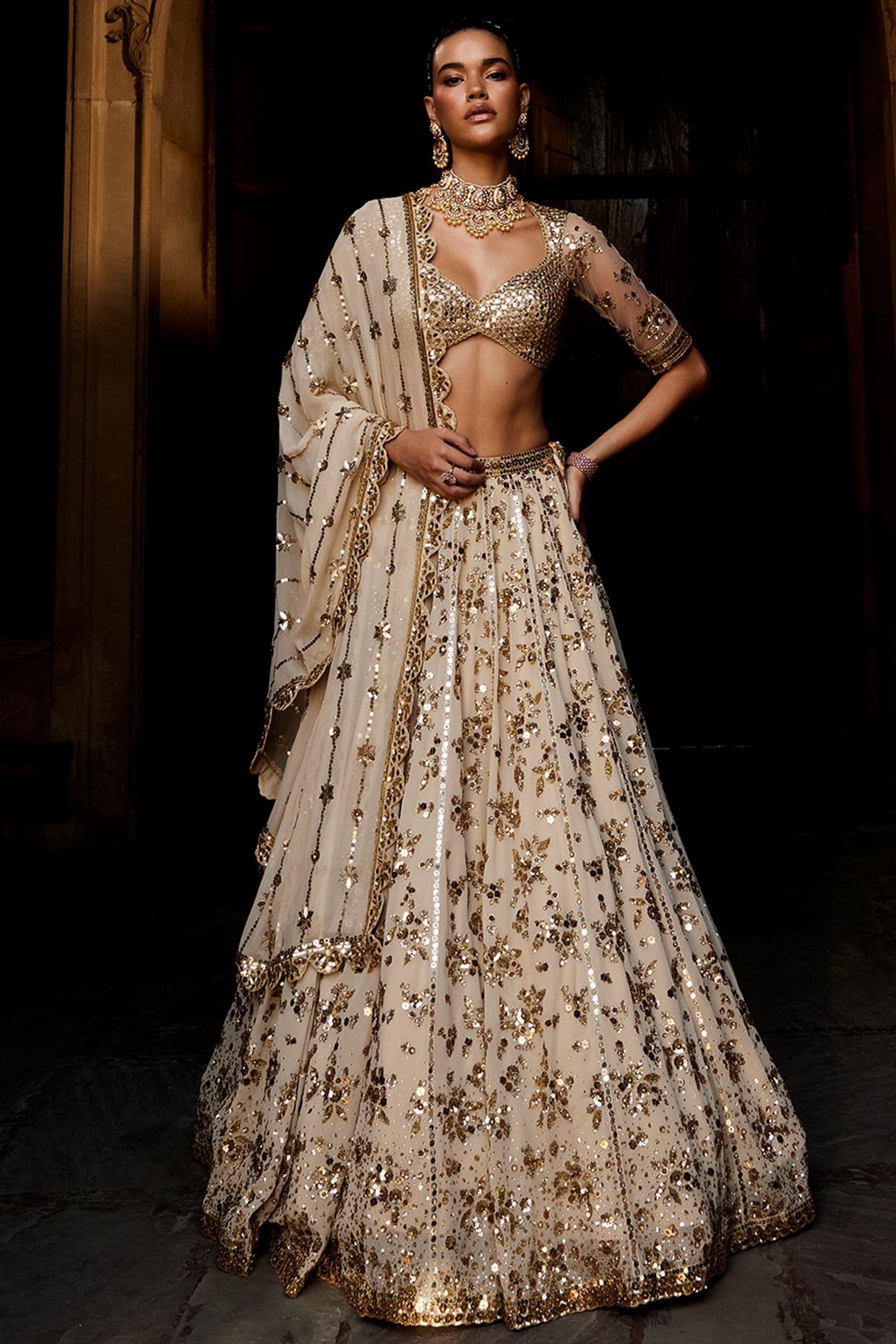 Silk Hand Work Pal Fashion 679 Velvet Wholesale Bridal Lehenga Choli at Rs  14139 in Surat