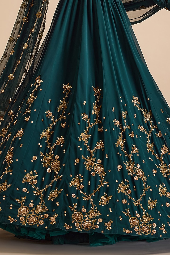Emerald Green Georgette Sequins Embroidered Bridal Anarkali Gown by Prevasu at Pernia's Pop Up Shop 2026 Emerald Green Georgette Sequins Embroidered Bridal Anarkali Gown by Prevasu at Pernia's Pop Up Shop 2026