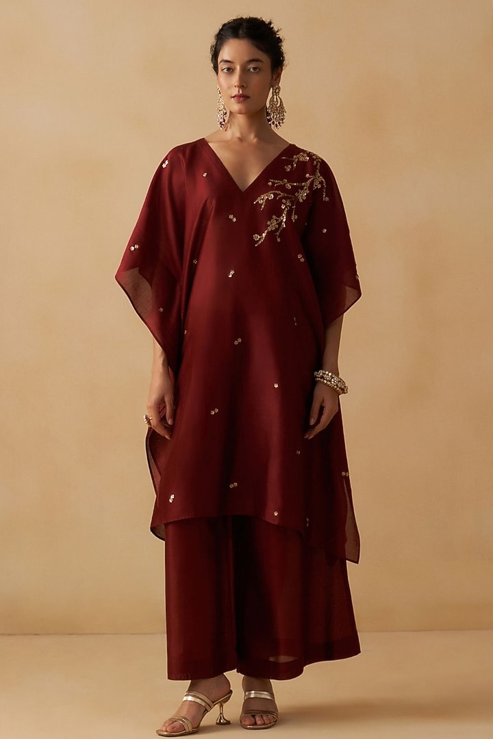 Maroon Chanderi Kaftan Set by Prevasu at Pernia's Pop Up Shop
