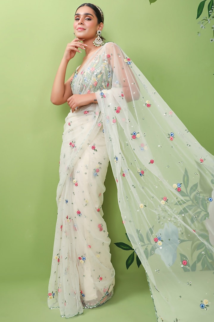 Off-White Embroidered Saree Set by Prevasu