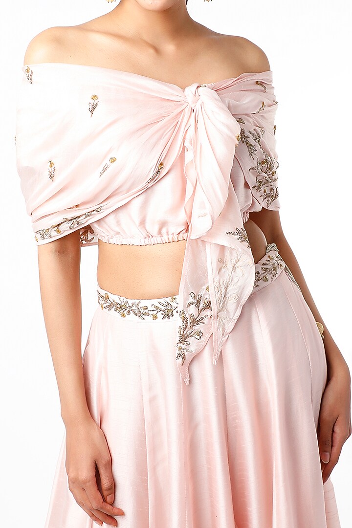 Salmon Pink Embroidered Skirt Set by Prathyusha Garimella at Pernia's Pop Up Shop